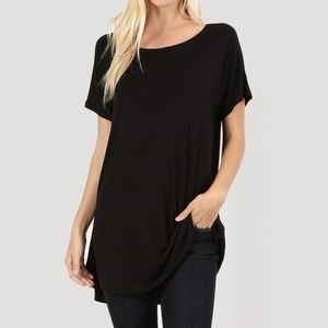 Round Neck Drop Shoulder Top in Black